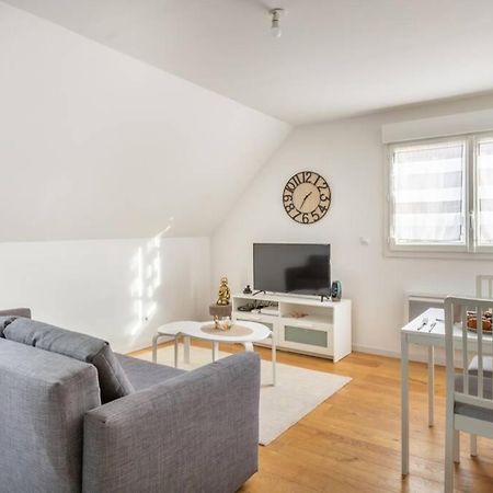Grand Confort, Appartement Osny Εξωτερικό φωτογραφία