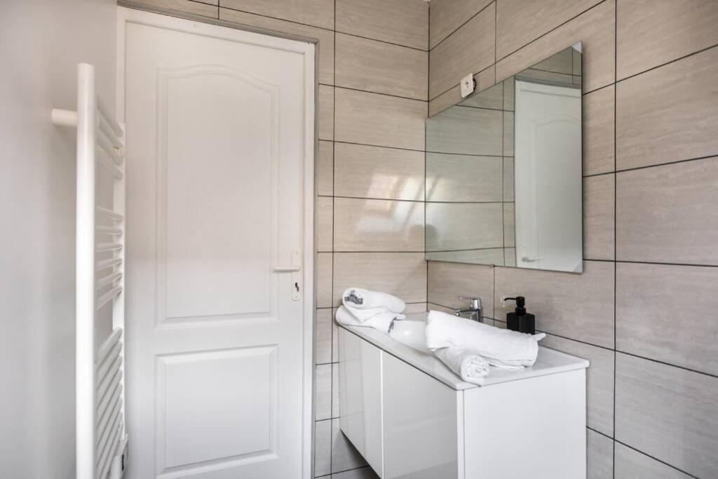 Grand Confort, Appartement Osny Εξωτερικό φωτογραφία